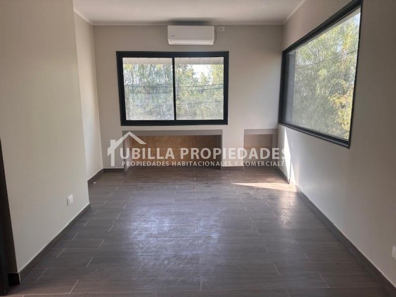 Arriendo de Arriendo Galpon Industrial  Pyme Nte  Lampa -  Faro Fairway - Lampa.