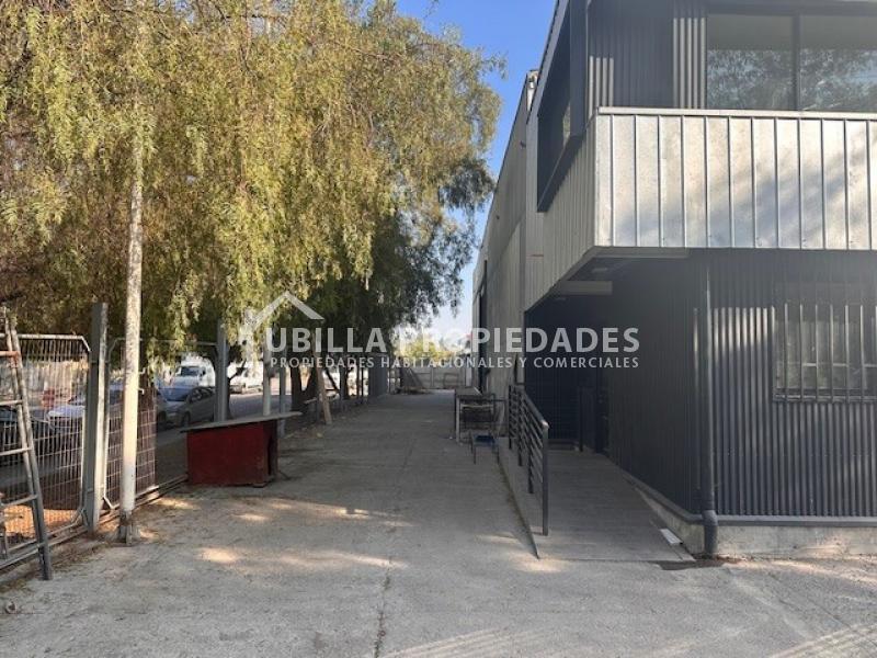 Arriendo de Arriendo Galpon Industrial  Pyme Nte  Lampa -  Faro Fairway - Lampa.